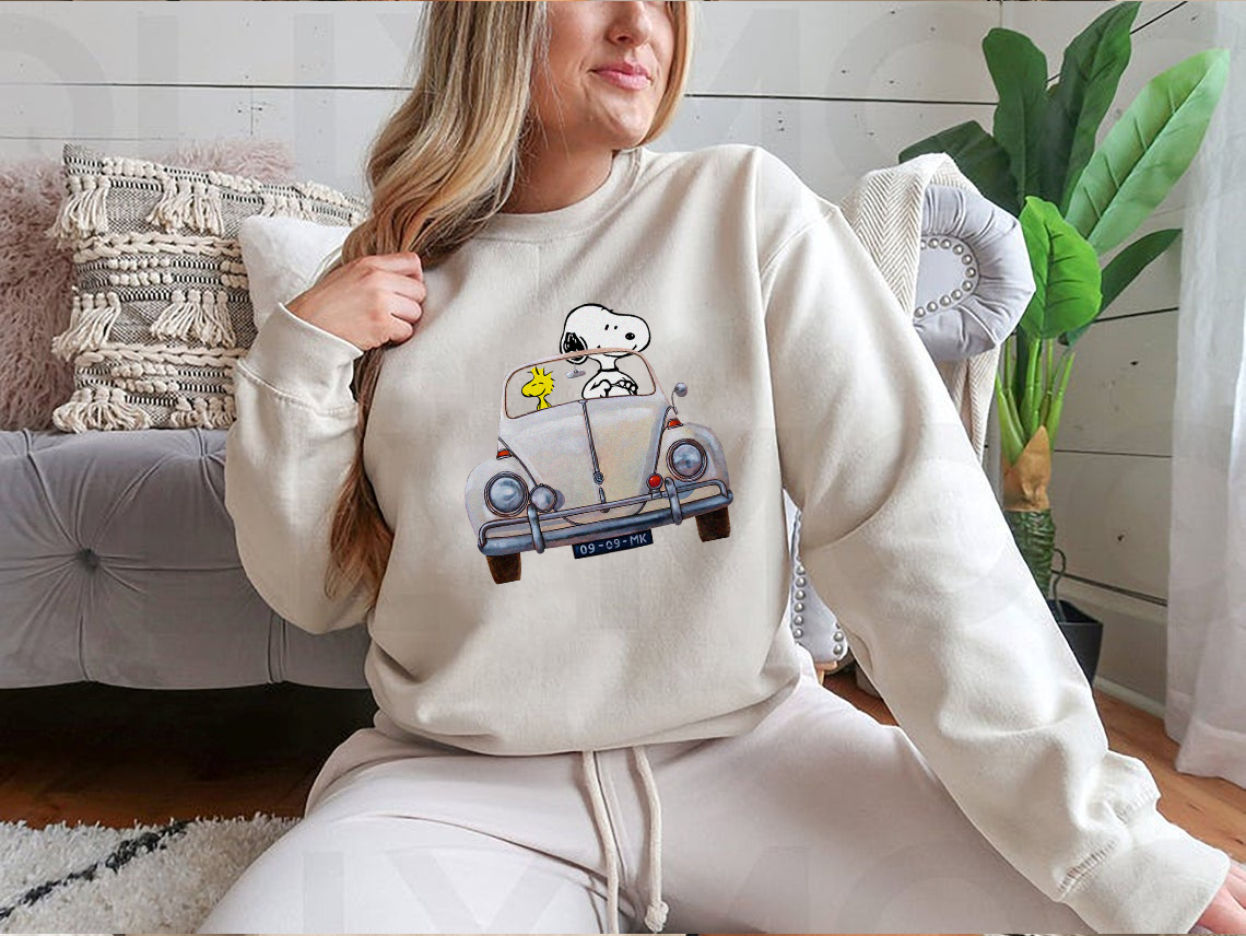 Snoopy And Woodstock Driving Volkswagen Beetle shirt