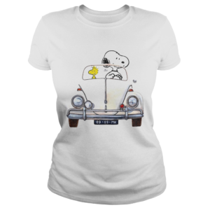 Snoopy And Woodstock Driving Volkswagen Beetle  Classic Ladies