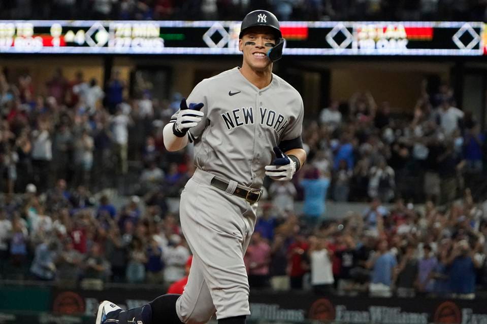 Aaron Judge Heads Home For The Holidays And Let The Speculation Begin
