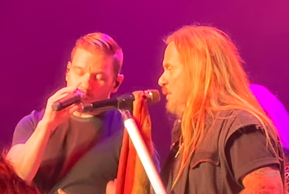 Shinedown’s Brent Smith Performs ‘Simple Man’ With Lynyrd Skynyrd
