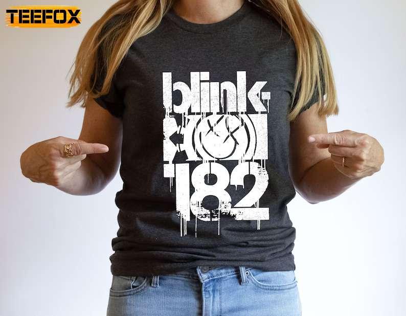 Blink 182 Smiley Face Rock Music Tour T-Shirt