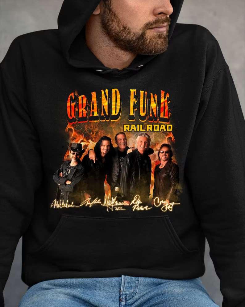 Grand Funk Railroad Rock Band Signatures T-Shirt For Men And Women
