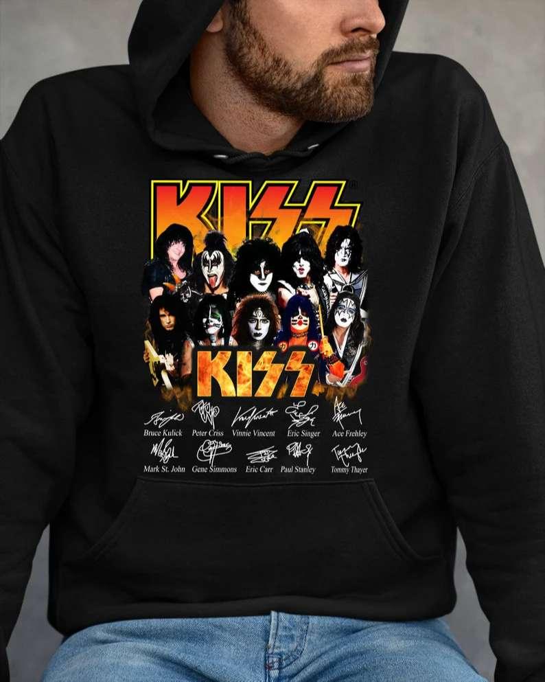Kiss Rock Band Signatures T-Shirt For Men And Women