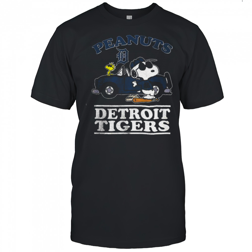 Detroit Tigers Peanuts Snoopy driving car shirt
