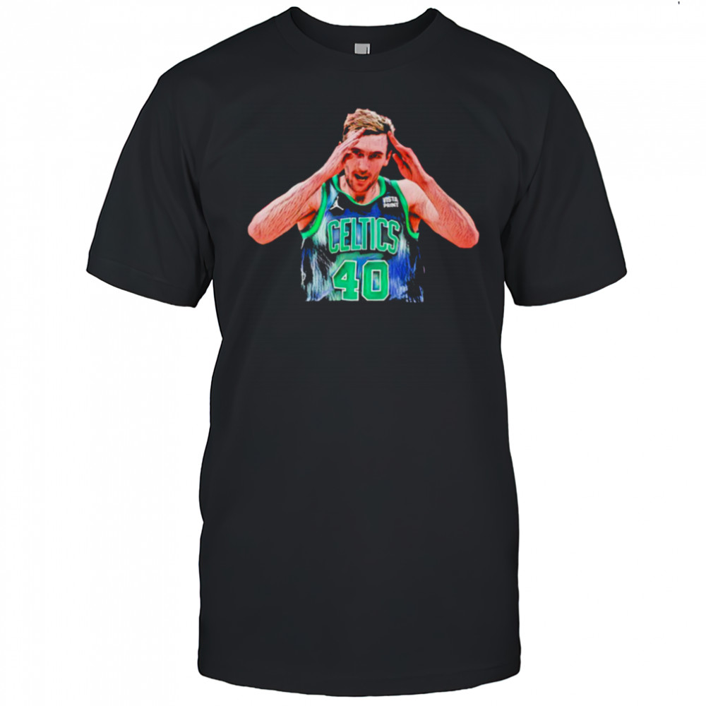 Luke Kornet bloodies Josh Hart with elbow shirt
