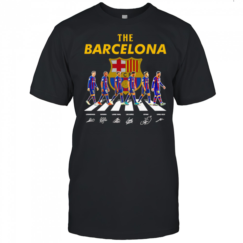 The Barcelona Abbey Road Lewandowski Raphinha and Lamine Yamal signature shirt
