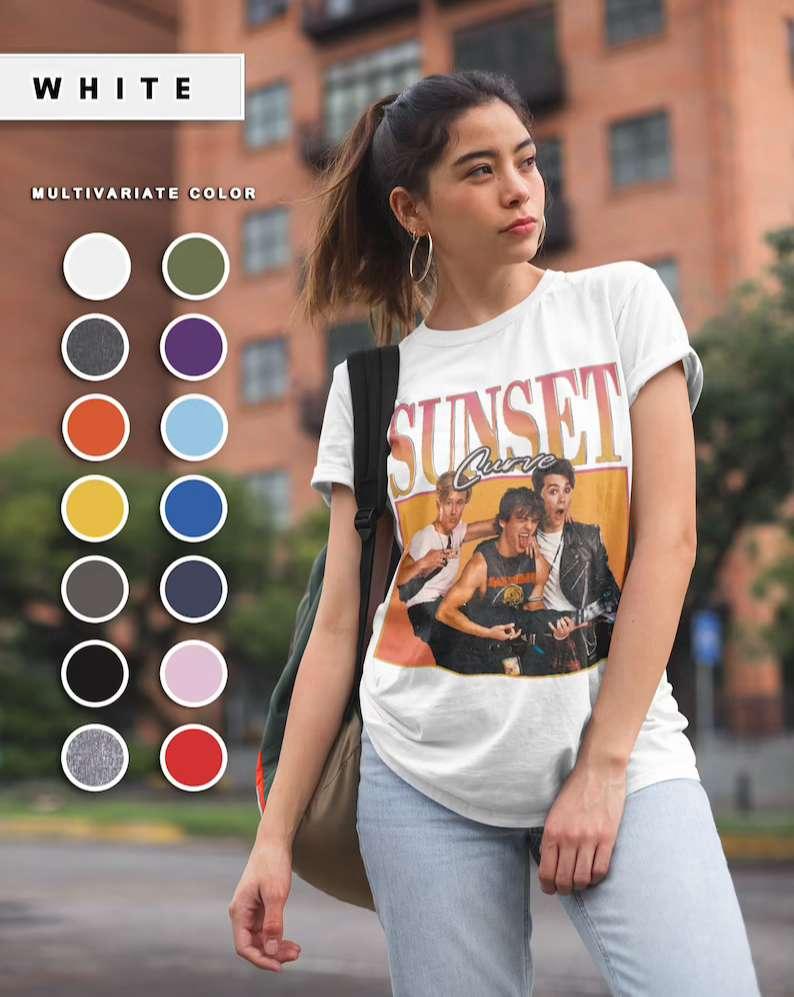 Sunset Curve T-Shirt Julie and The Phantoms