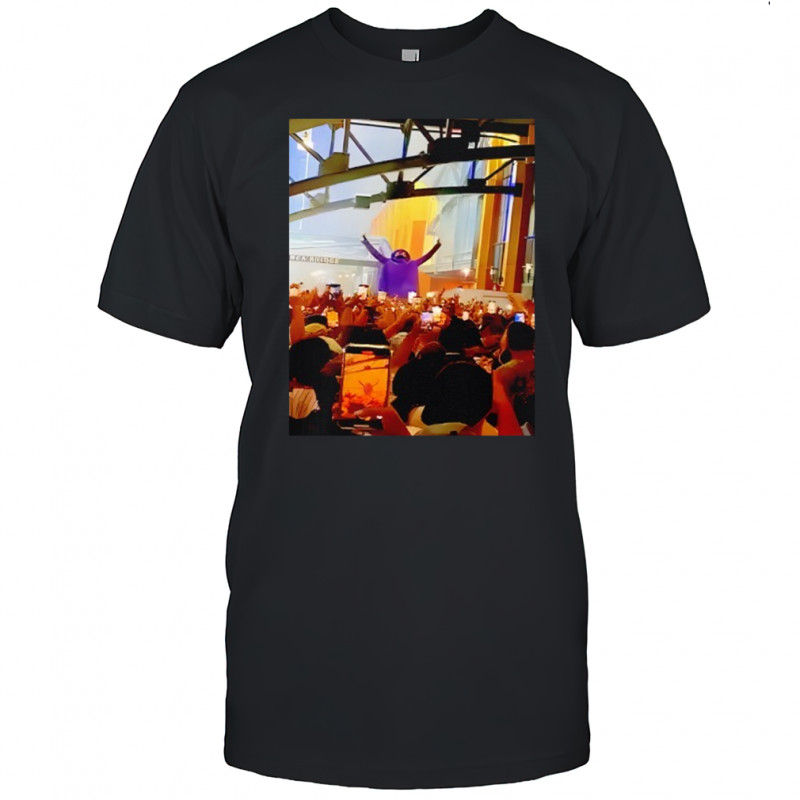 Grimace Monster Chugs Beer In Front Of Huge New York Mets Crowd During Rain Delay T-Shirt