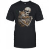 Skeleton Hugging Cat Lover Halloween Cat Mom Dad shirt