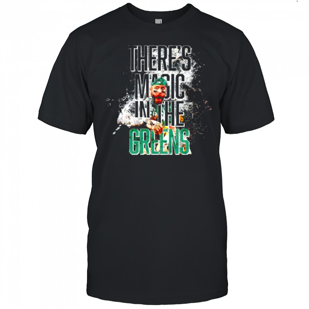 There’s magic in those green Red Sox shirt