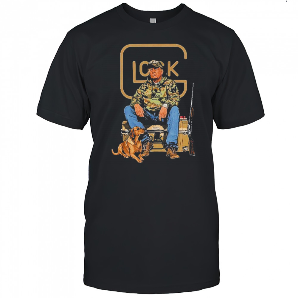 Trump The 47th President Holding A Glock Sitting Next To A Hunting Dog T-Shirt
