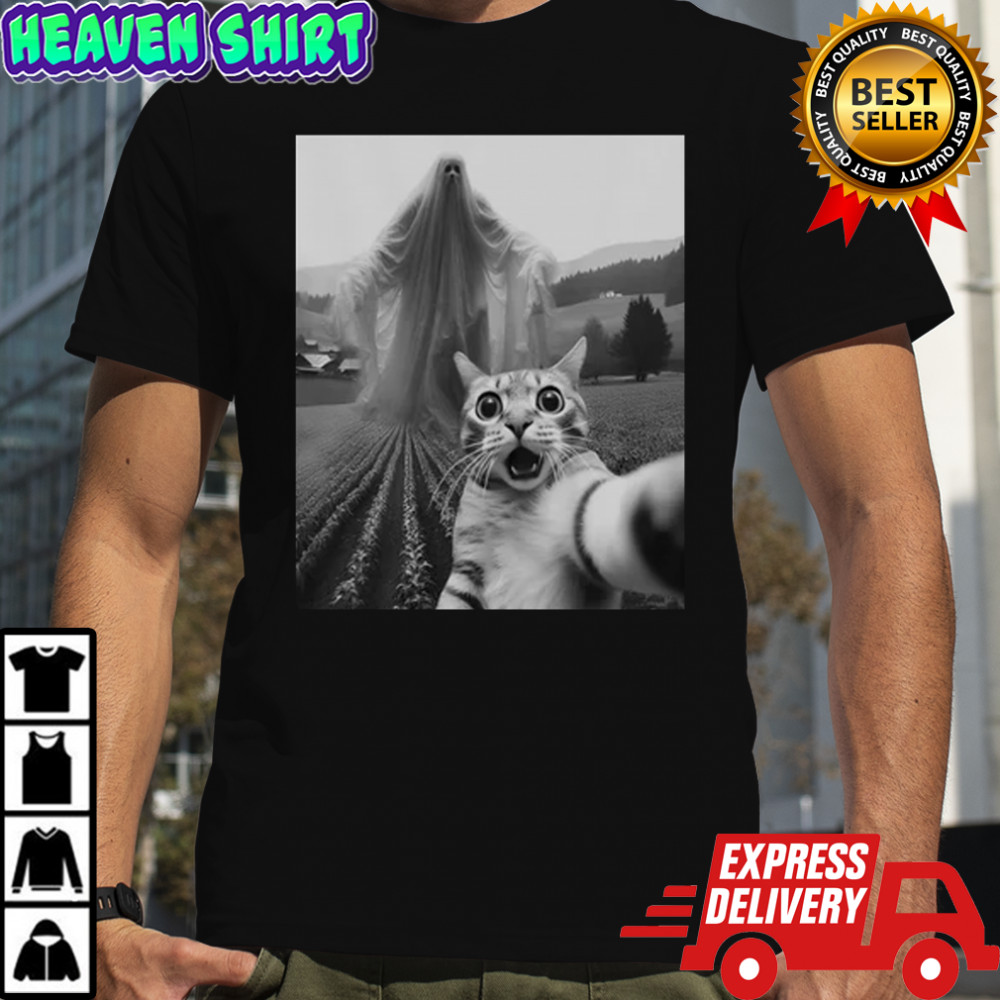 Cat Selfie with Spooky Ghost T-Shirt