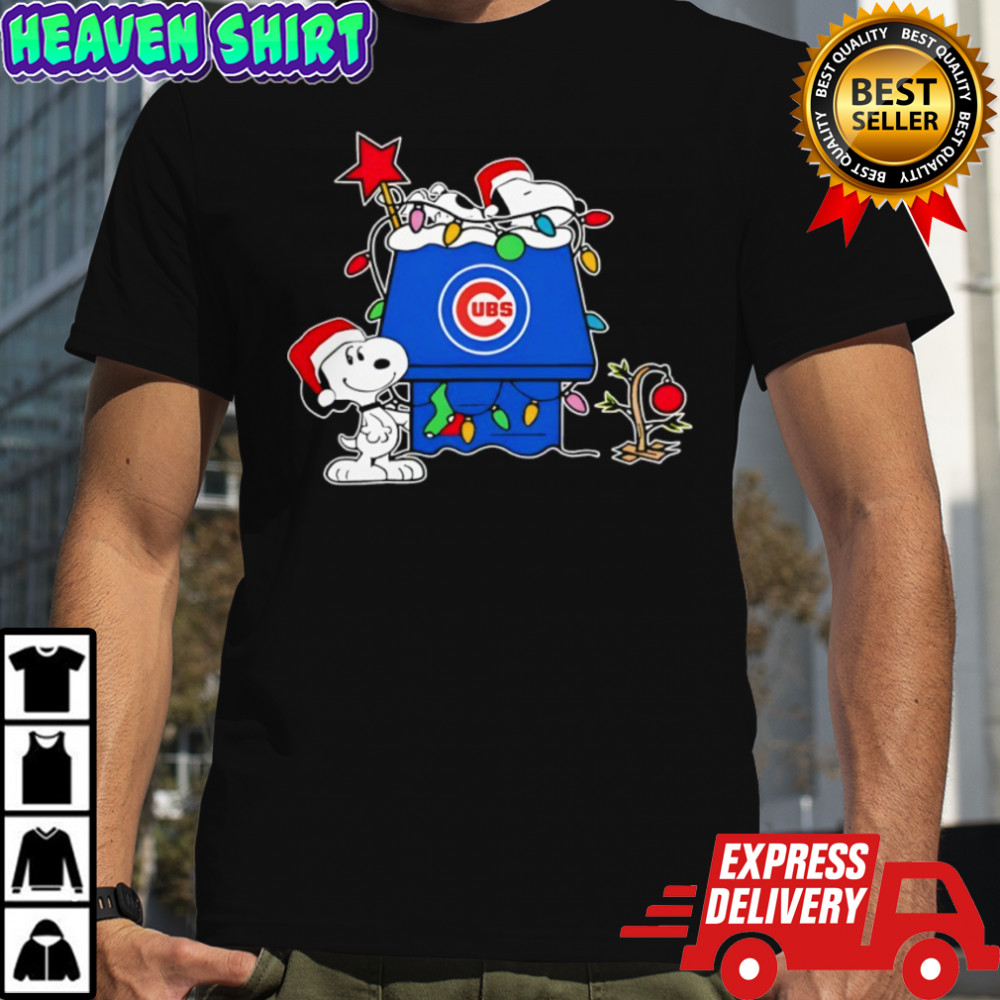 Chicago Cubs Snoopy Christmas Holiday 2025 shirt