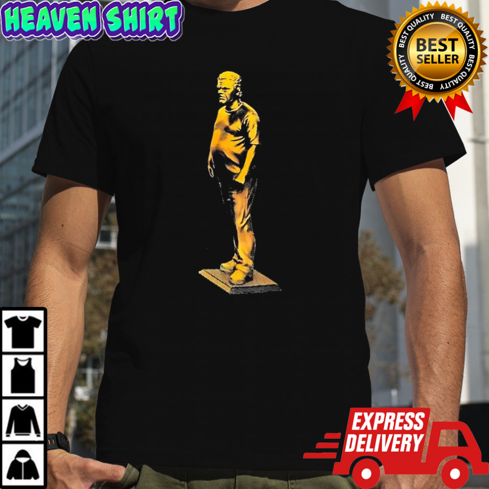 Luis Guzman at MSG Yellow statue man shirt