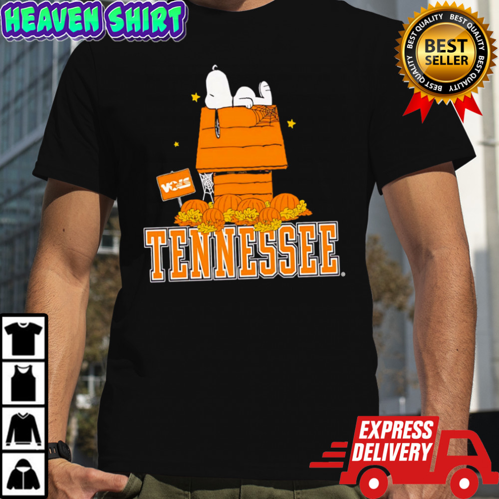 Peanuts x Tennessee Snoopy Pumpkin Patch halloween T-shirts