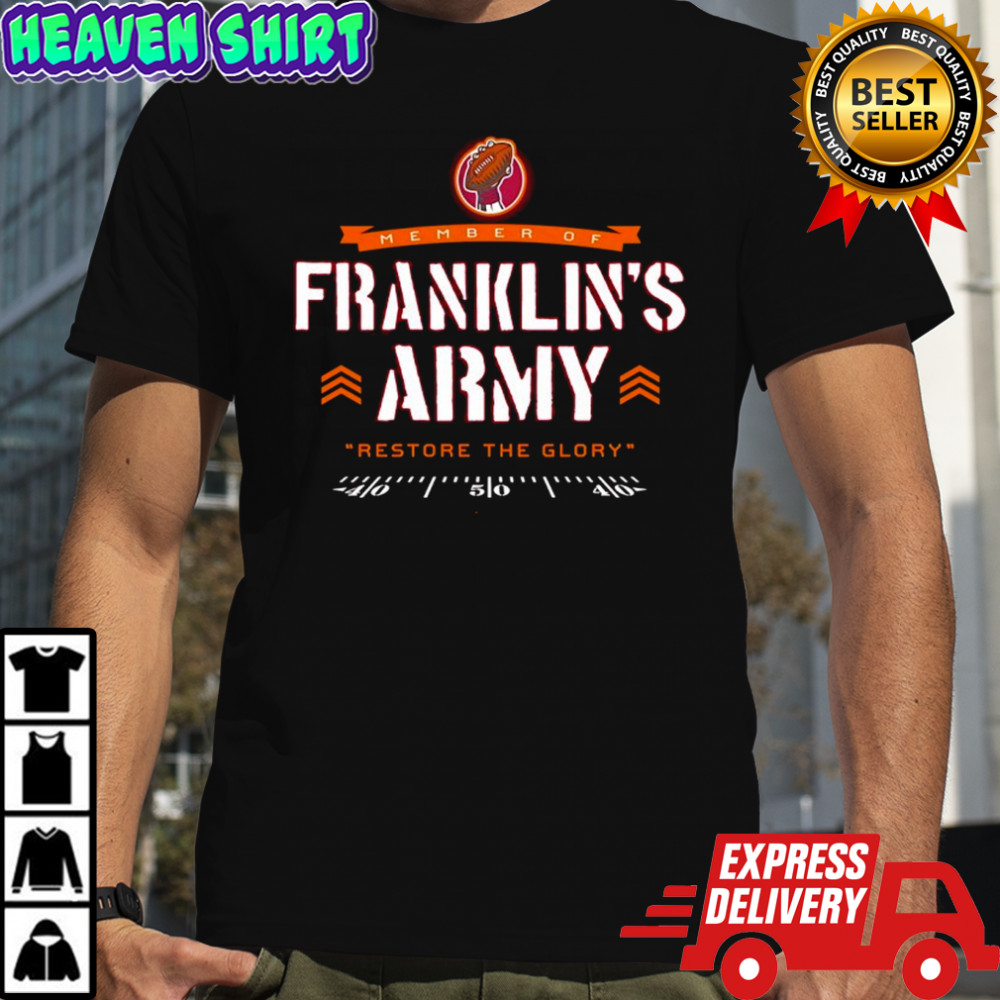 Member of Franklin’s army restore the glory shirt